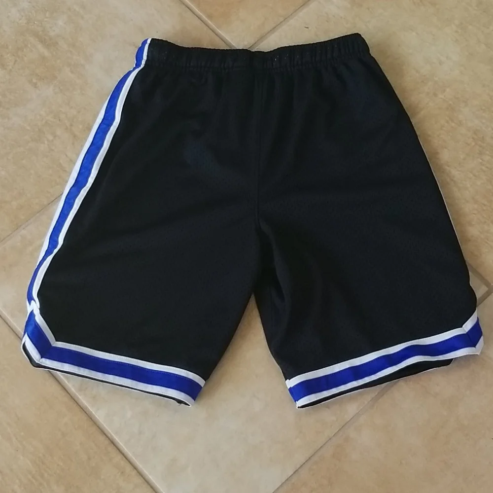 Osh kosh black pull on mesh sports shorts 12